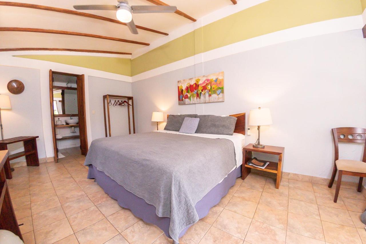 Xalli Beach Hotel Altagracia Esterno foto